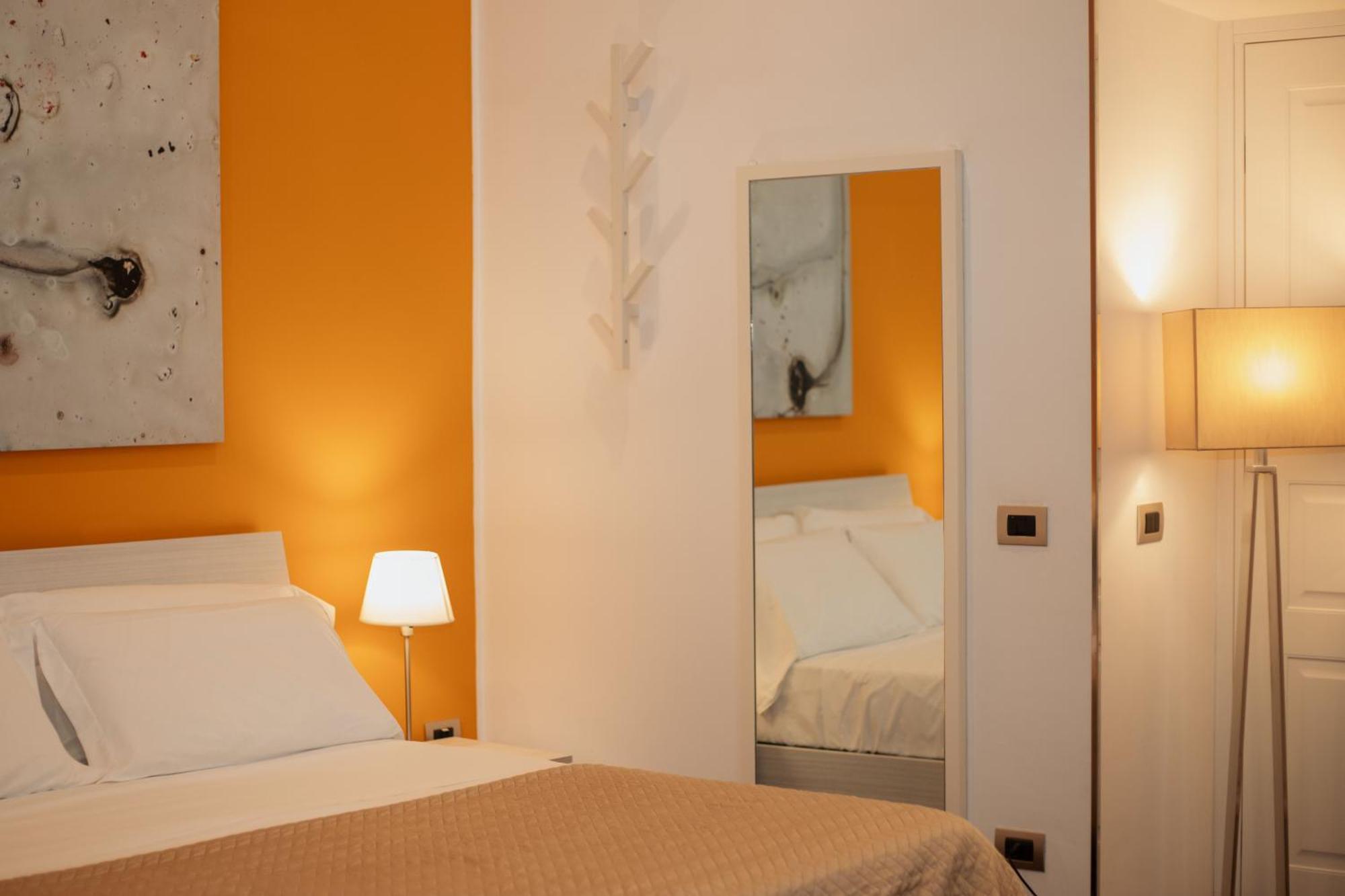 Hello Chiaia Napoli By Progecta Srl Apartment ภายนอก รูปภาพ