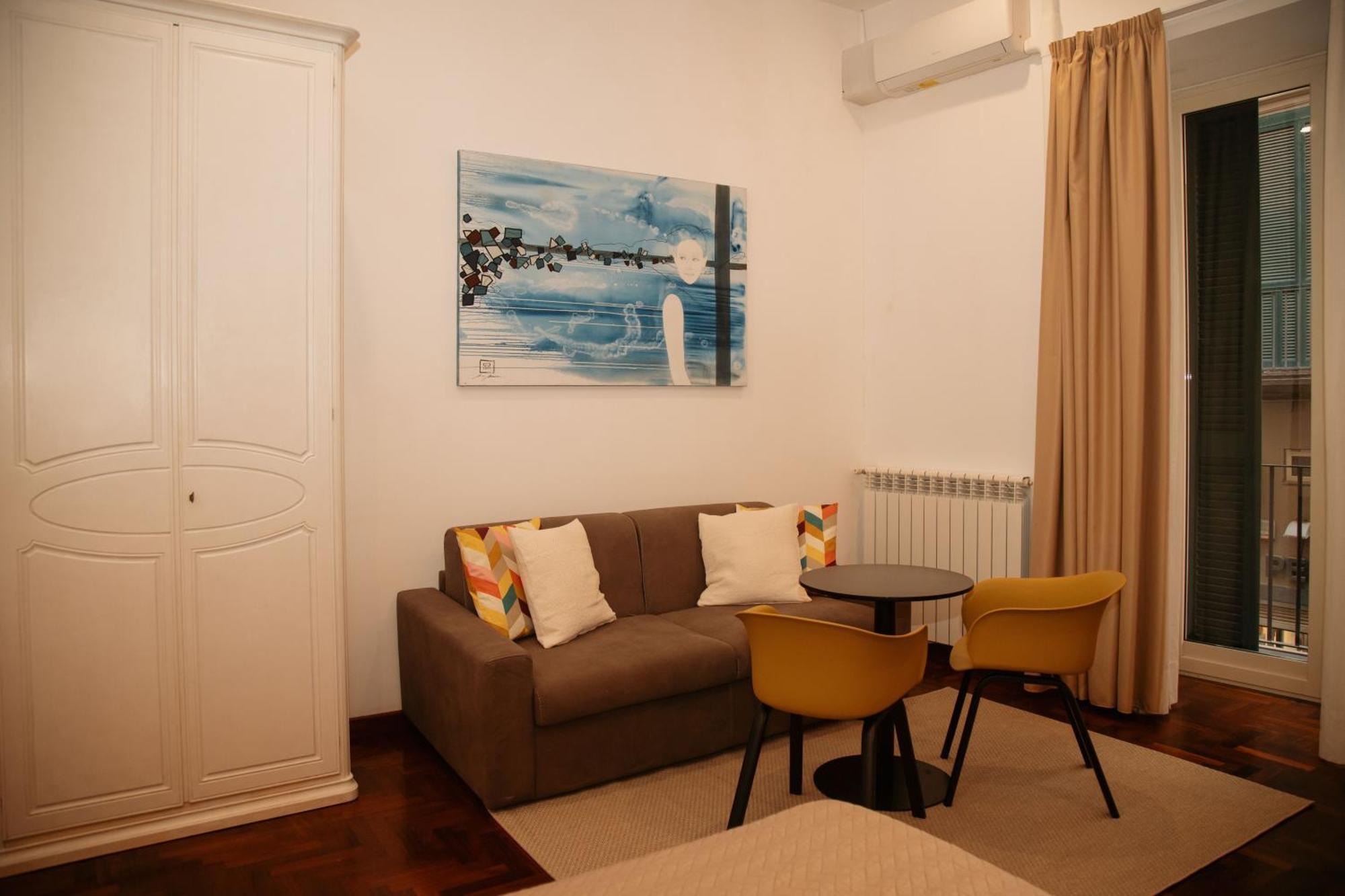 Hello Chiaia Napoli By Progecta Srl Apartment ภายนอก รูปภาพ